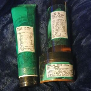 Eco Friendly Ecalyptus And Tee Tree 3 Pc. Gift Set.